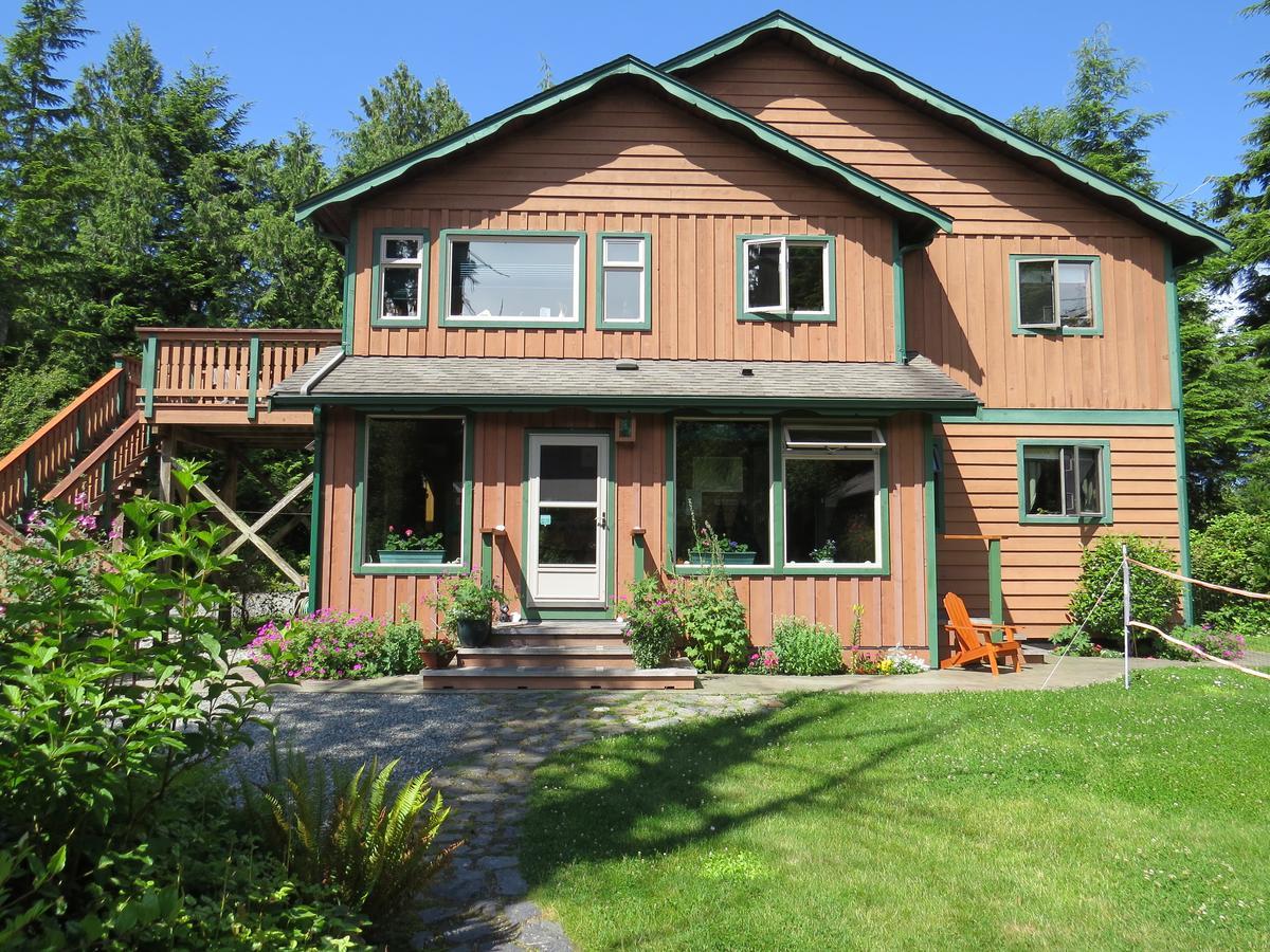 Summerhill Guest House Tofino Bagian luar foto