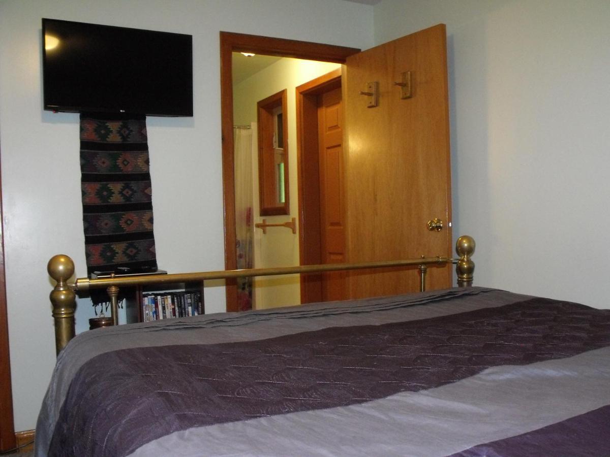 Summerhill Guest House Tofino Bagian luar foto